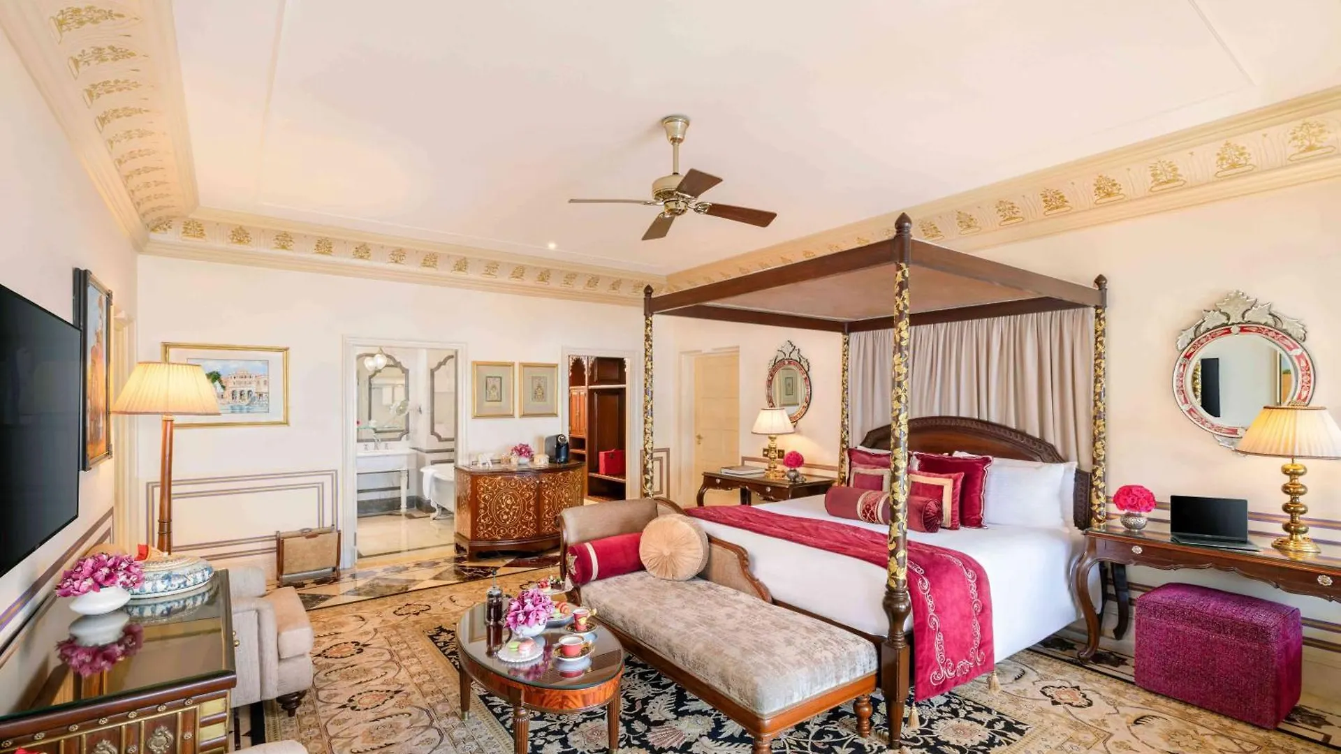 Курортный комплекс Taj Lake Palace Удайпур