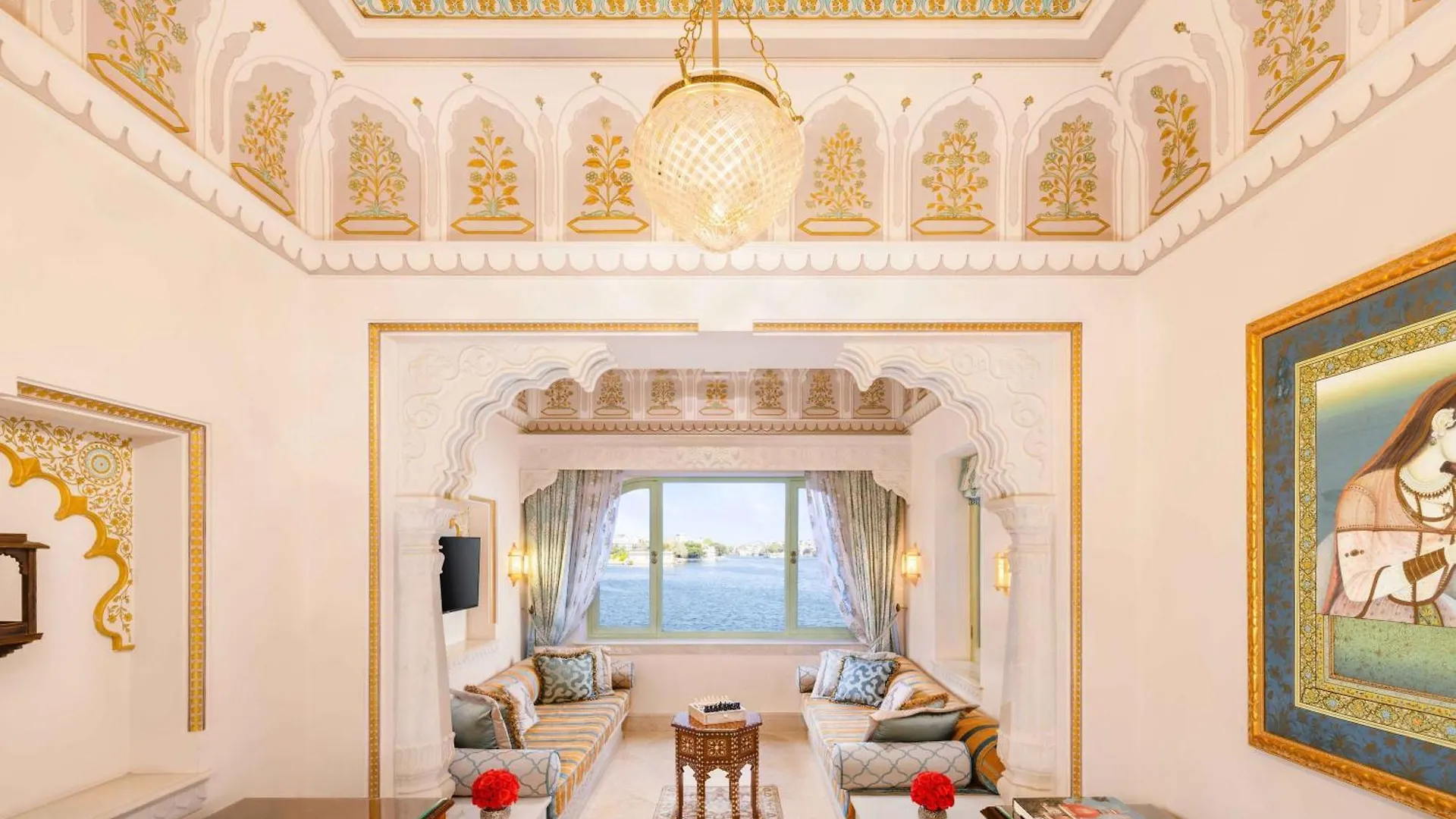 Taj Lake Palace Udaipur Resort