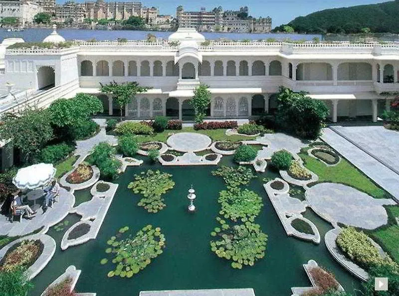 Taj Lake Palace Udaipur 5*,  Indien