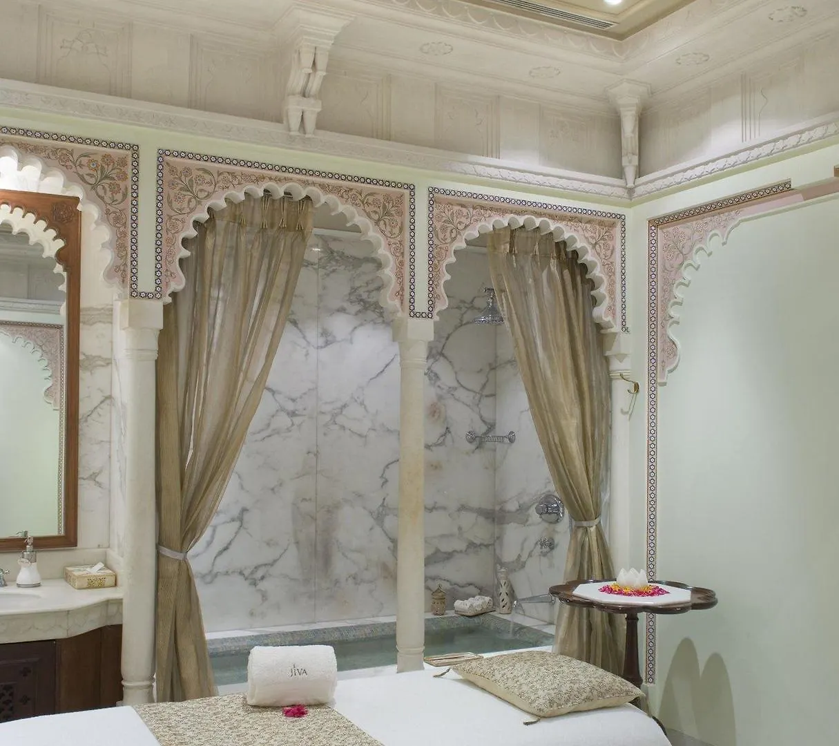 Taj Lake Palace Udaipur 5*,  Indien
