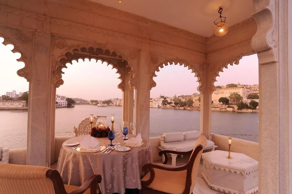 Taj Lake Palace Udaipur Semesteranläggning (resort)