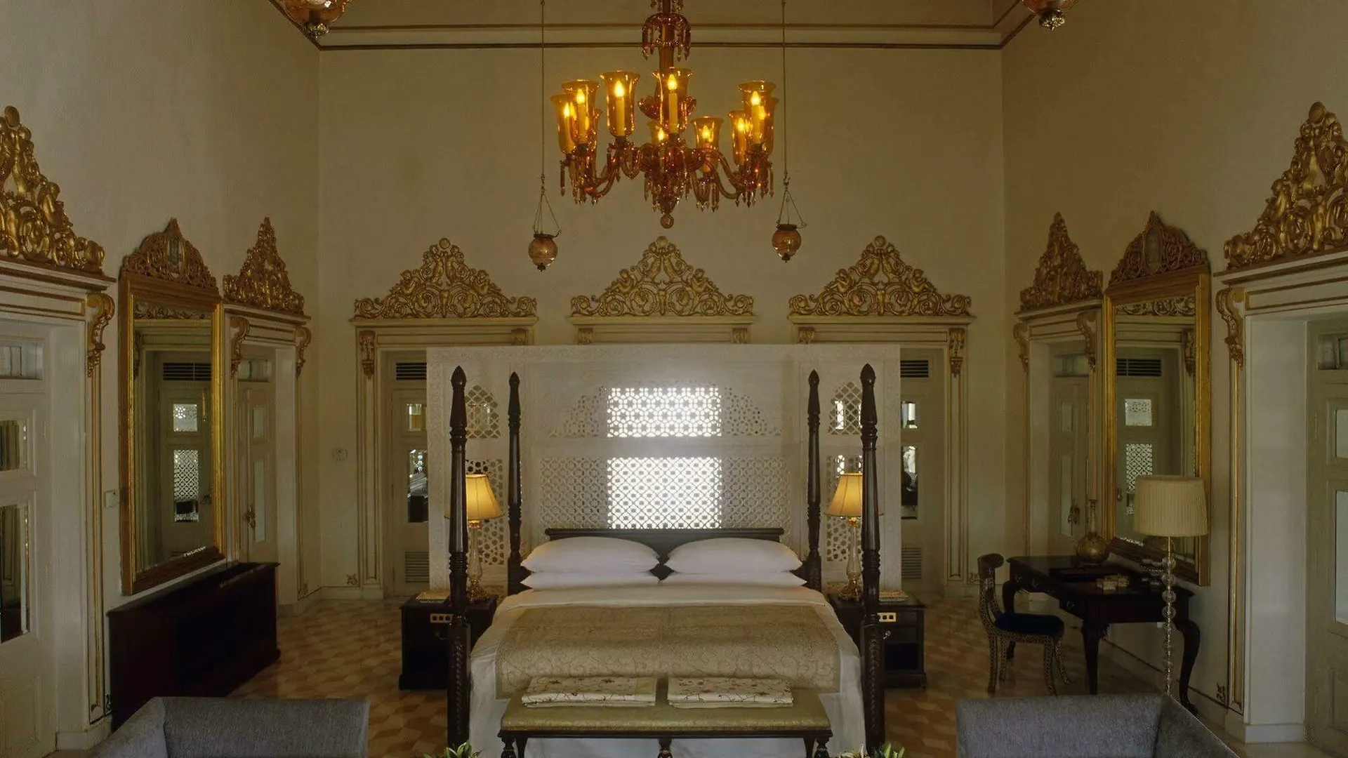 Taj Lake Palace Udaipur 5*,  Indien